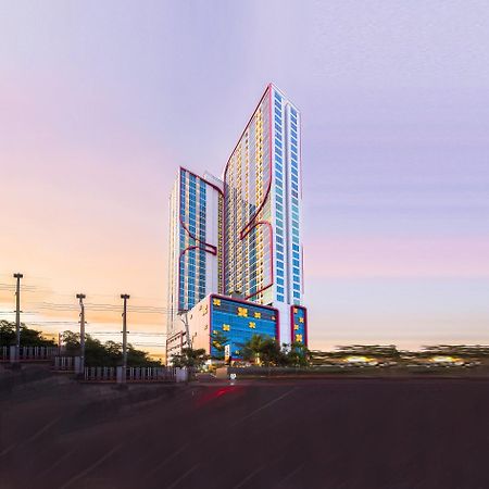 Best Western Papilio Hotel Surabaya Exterior photo